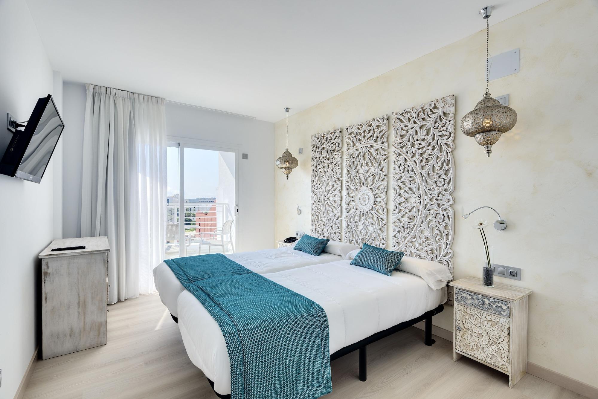Cala Millor Garden Hotel - Adults Only ภายนอก รูปภาพ