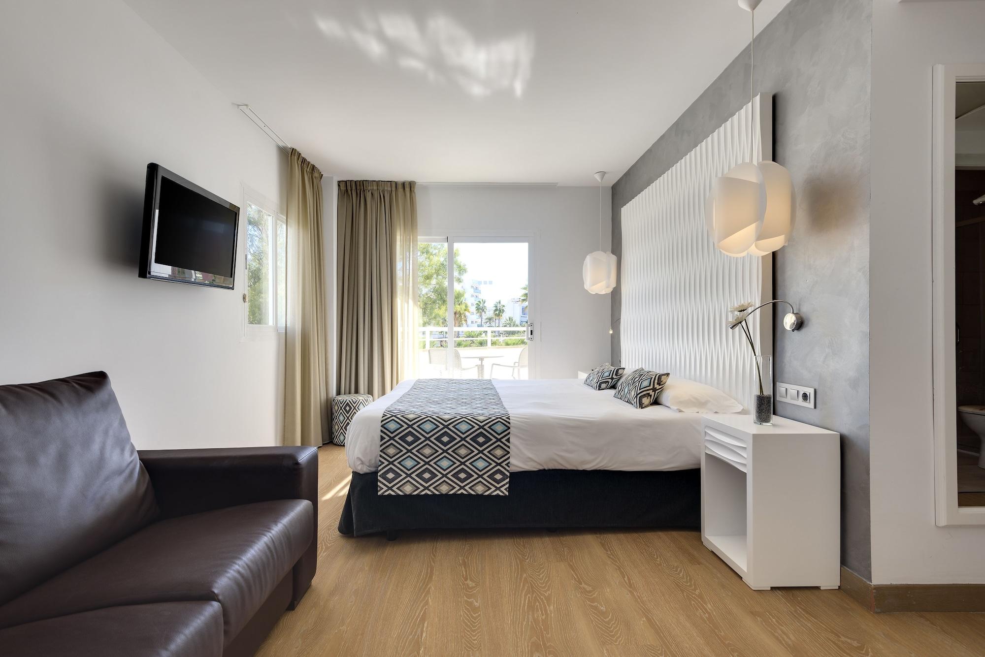 Cala Millor Garden Hotel - Adults Only ภายนอก รูปภาพ