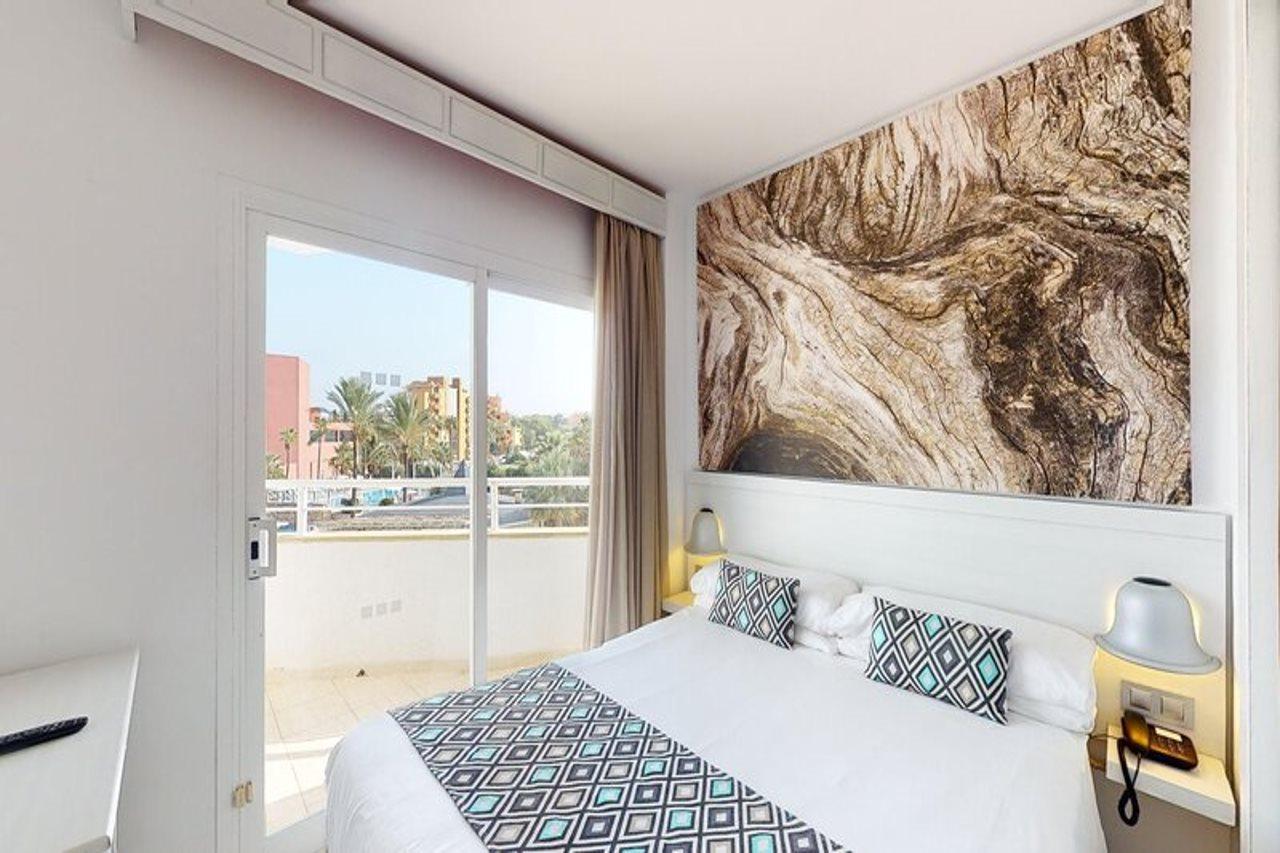 Cala Millor Garden Hotel - Adults Only ภายนอก รูปภาพ