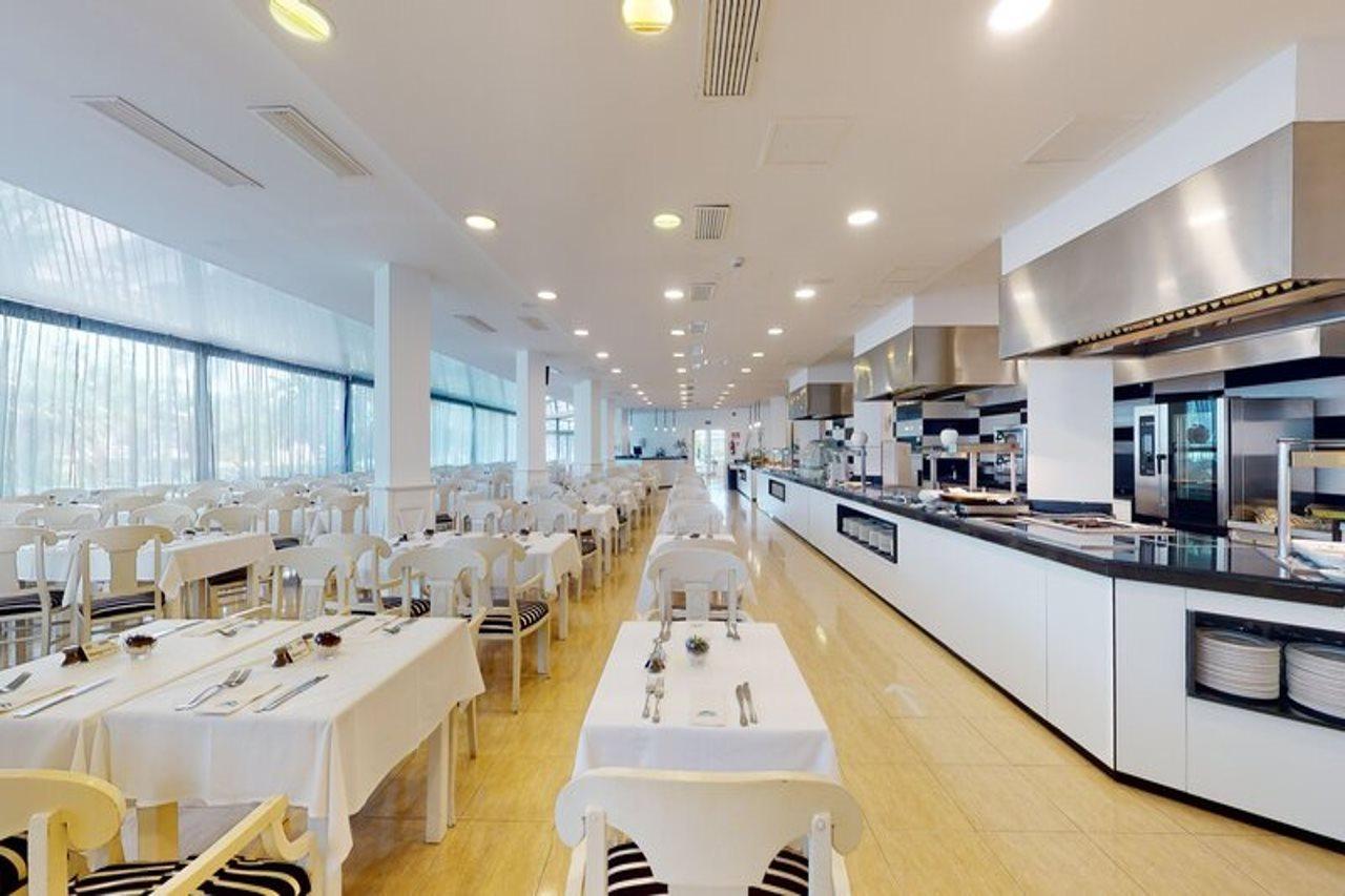 Cala Millor Garden Hotel - Adults Only ภายนอก รูปภาพ