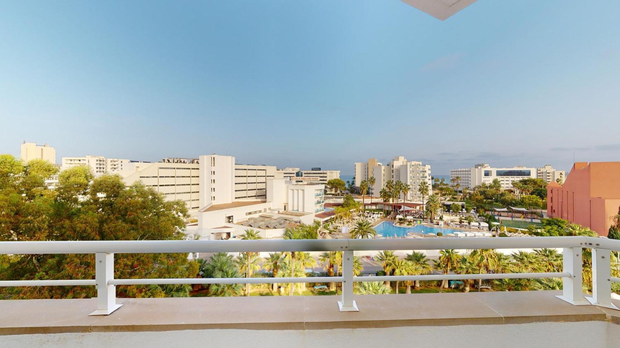 Cala Millor Garden Hotel - Adults Only ภายนอก รูปภาพ