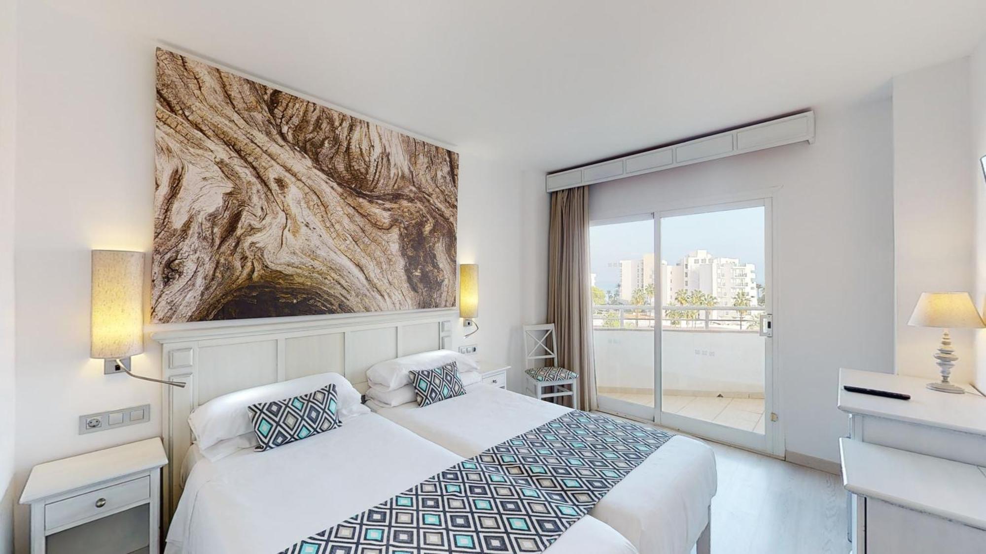 Cala Millor Garden Hotel - Adults Only ภายนอก รูปภาพ
