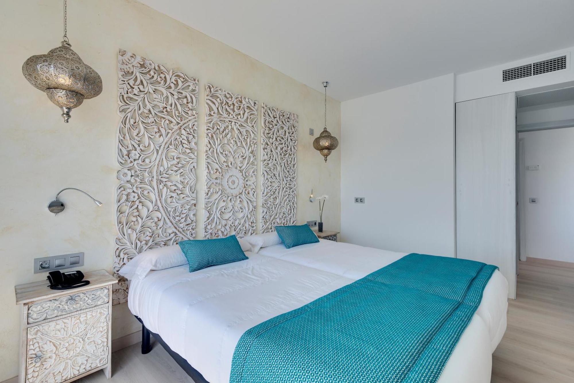 Cala Millor Garden Hotel - Adults Only ภายนอก รูปภาพ